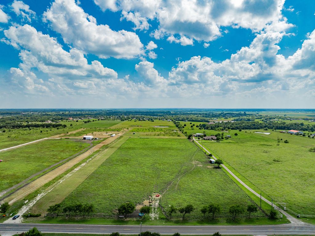5902 S FM 148 Street, Crandall, TX 75114