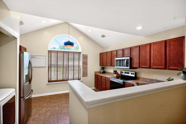 406 Poplar Grove Place, Summerville, SC 29483