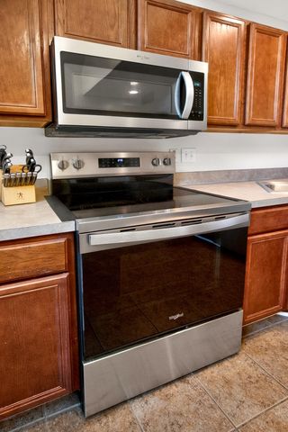406 Poplar Grove Place, Summerville, SC 29483