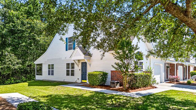 406 Poplar Grove Place, Summerville, SC 29483