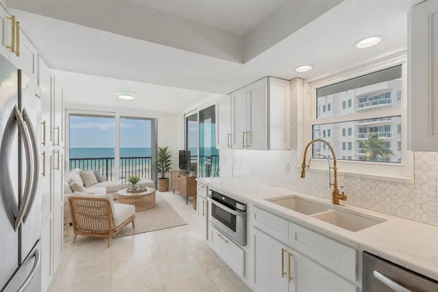1600 GULF BOULEVARD 414, Clearwater, FL 33767