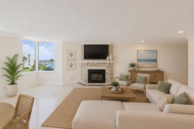 1600 GULF BOULEVARD 414, Clearwater, FL 33767
