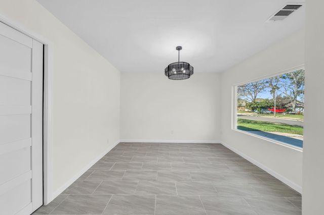 5025 De Milo Drive, Houston, TX 77092