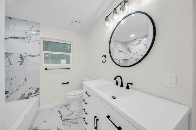 5025 De Milo Drive, Houston, TX 77092