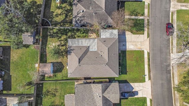 5025 De Milo Drive, Houston, TX 77092