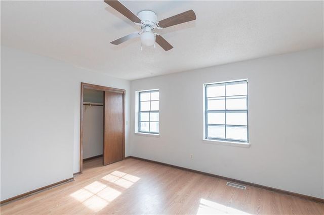 131 Kindred Avenue, Bonner Springs, KS 66012