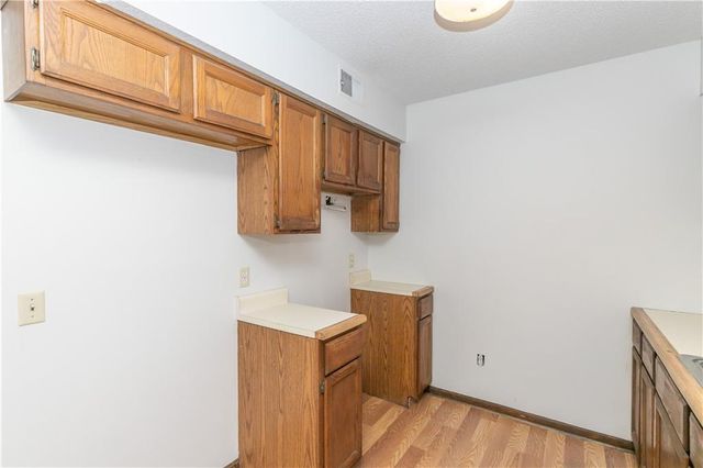 131 Kindred Avenue, Bonner Springs, KS 66012