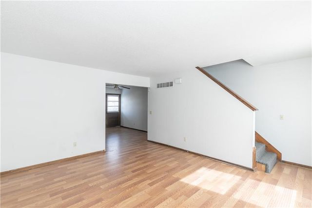 131 Kindred Avenue, Bonner Springs, KS 66012