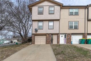 131 Kindred Avenue, Bonner Springs, KS 66012