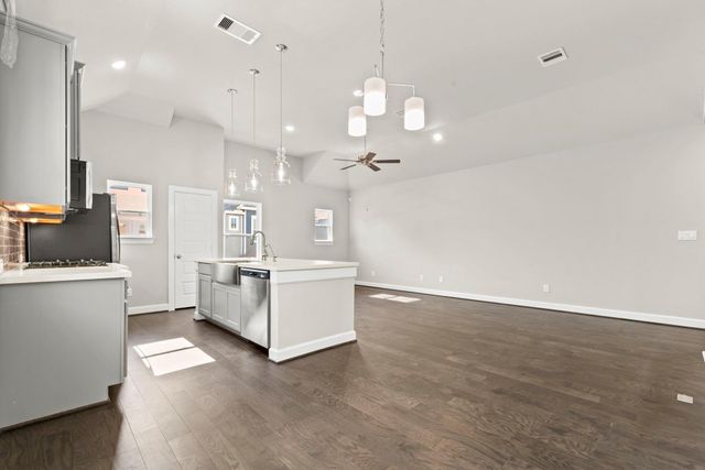 1916 Huntly Chase Drive, Houston, TX 77080