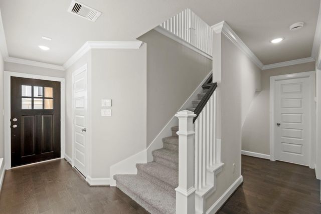 1916 Huntly Chase Drive, Houston, TX 77080