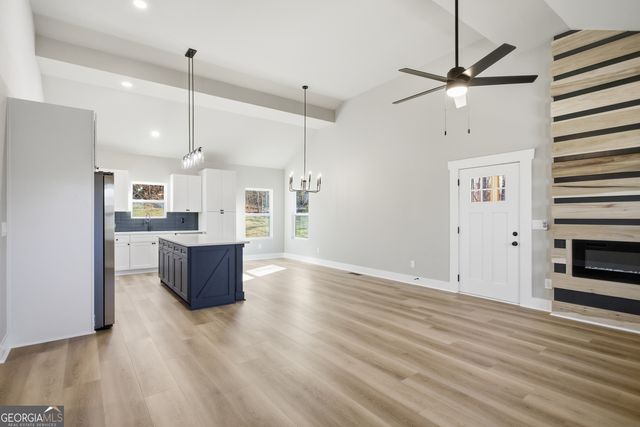 348 Bow Drive, Lavonia, GA 30553