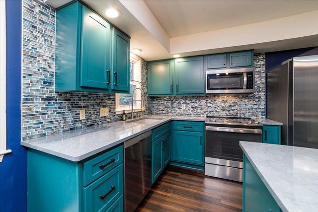 2803 Tall Oaks DR, Blacksburg, VA 24060