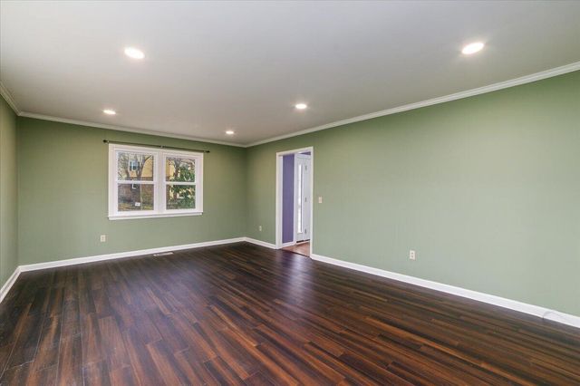 2803 Tall Oaks DR, Blacksburg, VA 24060