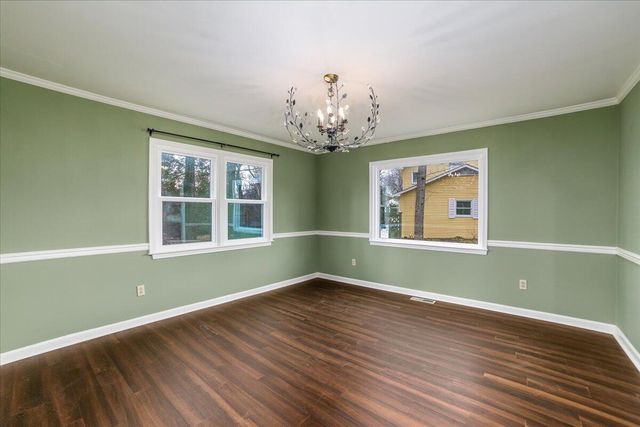 2803 Tall Oaks DR, Blacksburg, VA 24060