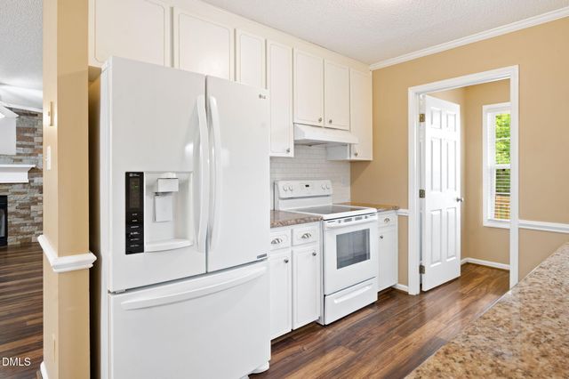 203 Lansing Drive, Benson, NC 27504