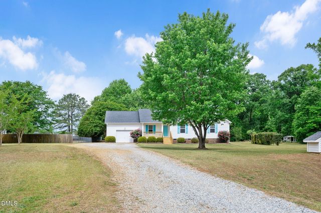 203 Lansing Drive, Benson, NC 27504