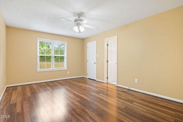 203 Lansing Drive, Benson, NC 27504