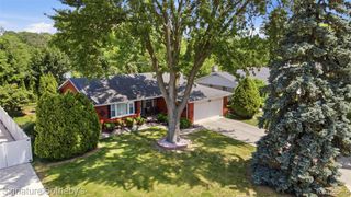 6344 Campus Drive, Dearborn Heights, MI 48127