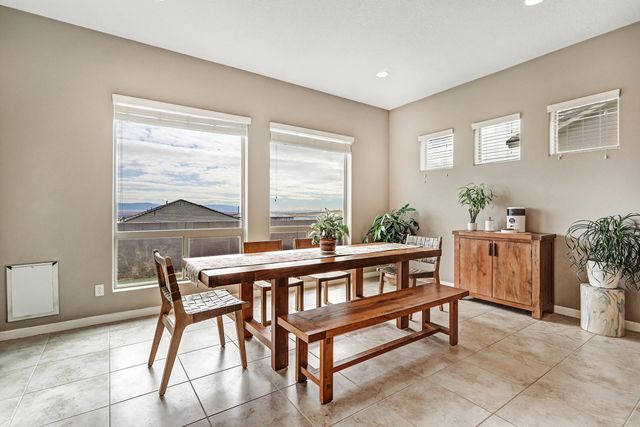 1712 DEER VALLEY Trail NW, Albuquerque, NM 87120