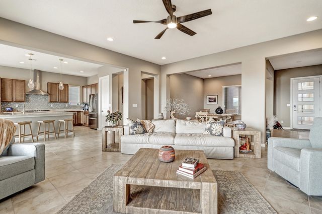 1712 DEER VALLEY Trail NW, Albuquerque, NM 87120