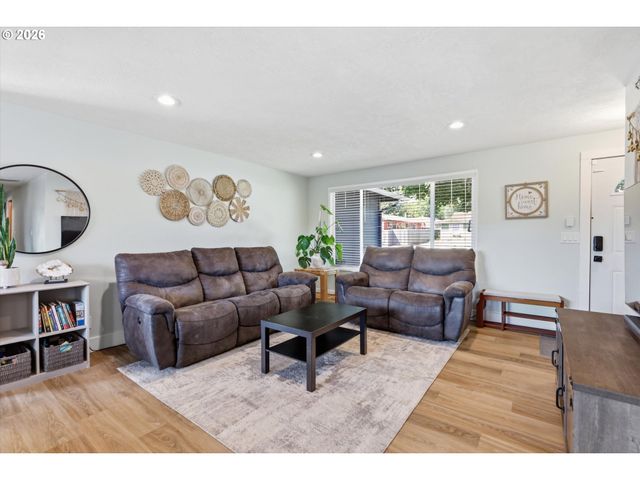 5634 MODESTO Ct, Salem, OR 97306