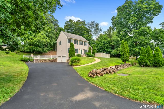 261 Twin Lakes Road, North Branford, CT 06471