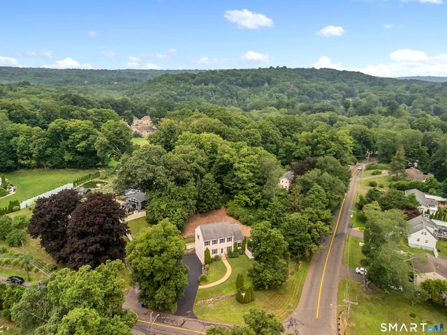 261 Twin Lakes Road, North Branford, CT 06471