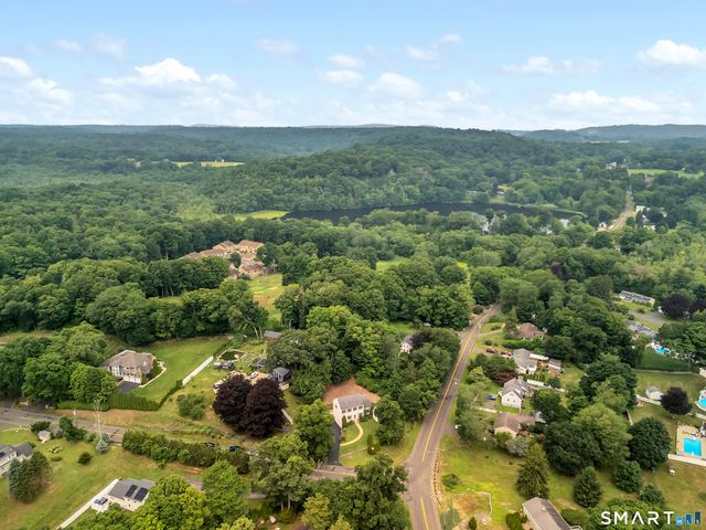 261 Twin Lakes Road, North Branford, CT 06471