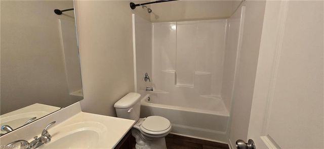 125 Delia Run, Madison, NC 27025