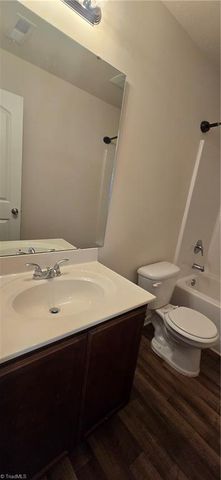 125 Delia Run, Madison, NC 27025