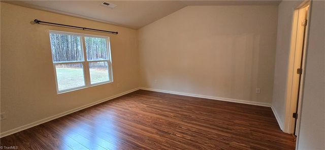 125 Delia Run, Madison, NC 27025