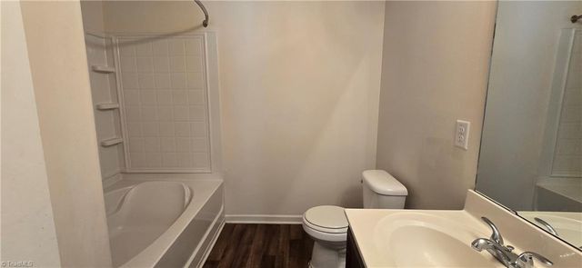 125 Delia Run, Madison, NC 27025