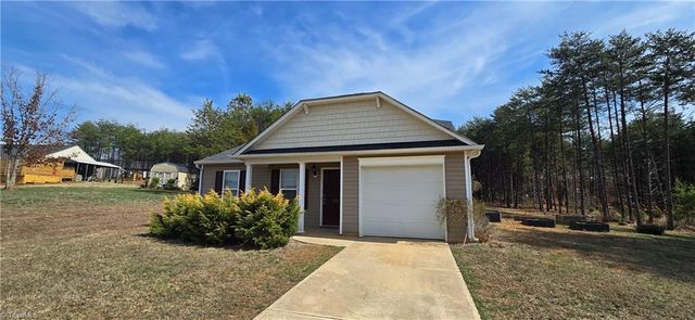 125 Delia Run, Madison, NC 27025