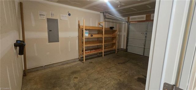 125 Delia Run, Madison, NC 27025