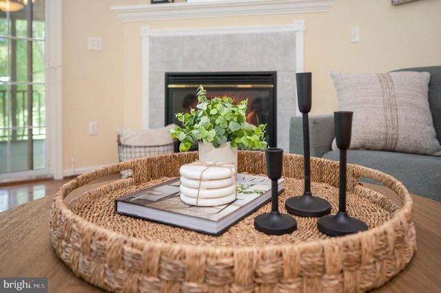 1115 EASTOVER PKWY, Locust Grove, VA 22508