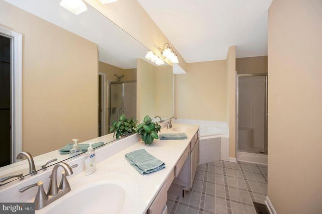1115 EASTOVER PKWY, Locust Grove, VA 22508