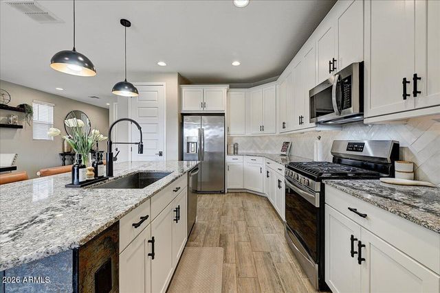 2053 W LONESOME Trail, Phoenix, AZ 85085