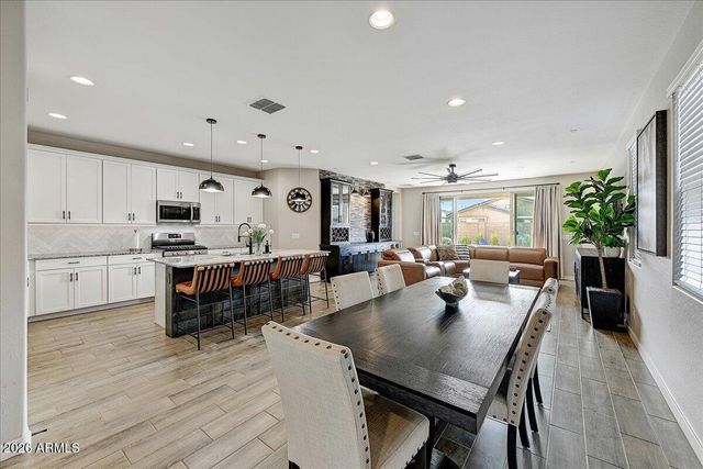 2053 W LONESOME Trail, Phoenix, AZ 85085