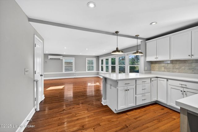 3046 Eastern Ave, Louisville, KY 40206