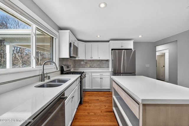 3046 Eastern Ave, Louisville, KY 40206