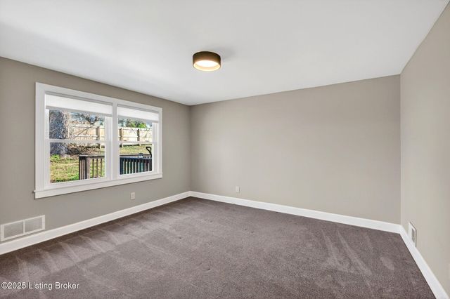 3046 Eastern Ave, Louisville, KY 40206