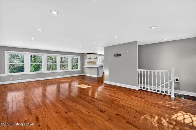 3046 Eastern Ave, Louisville, KY 40206