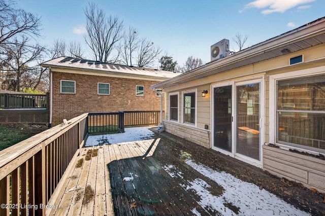 3046 Eastern Ave, Louisville, KY 40206