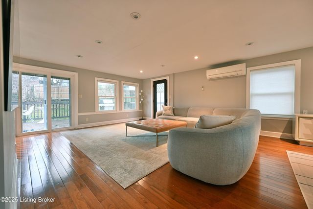 3046 Eastern Ave, Louisville, KY 40206