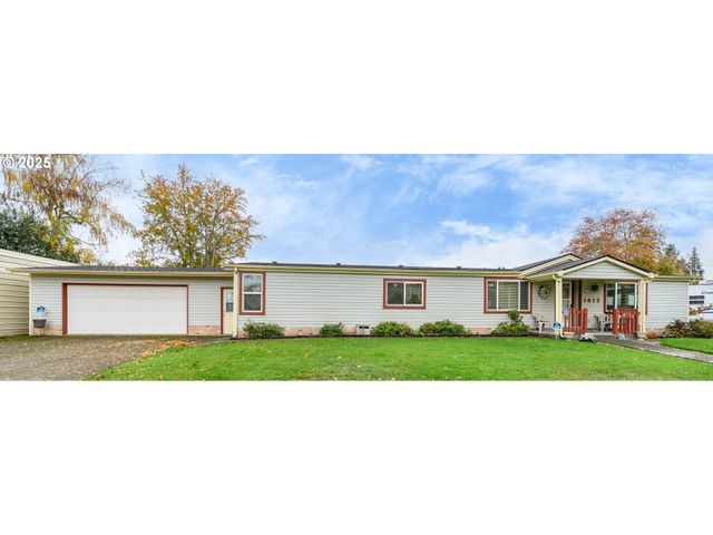 1412 Nw WALLACE Rd, Mc Minnville, OR 97128