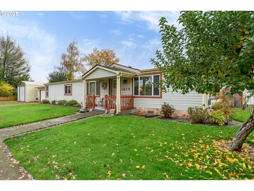 1412 Nw WALLACE Rd, Mc Minnville, OR 97128