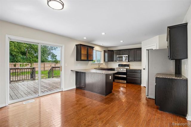34310 Kentucky, Clinton Township, MI 48035