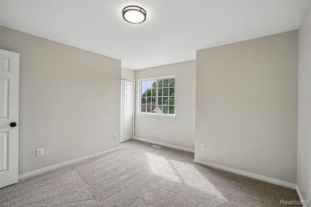 34310 Kentucky, Clinton Township, MI 48035