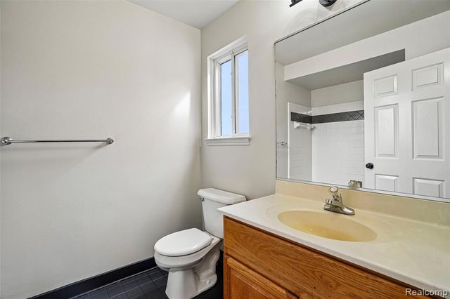 34310 Kentucky, Clinton Township, MI 48035